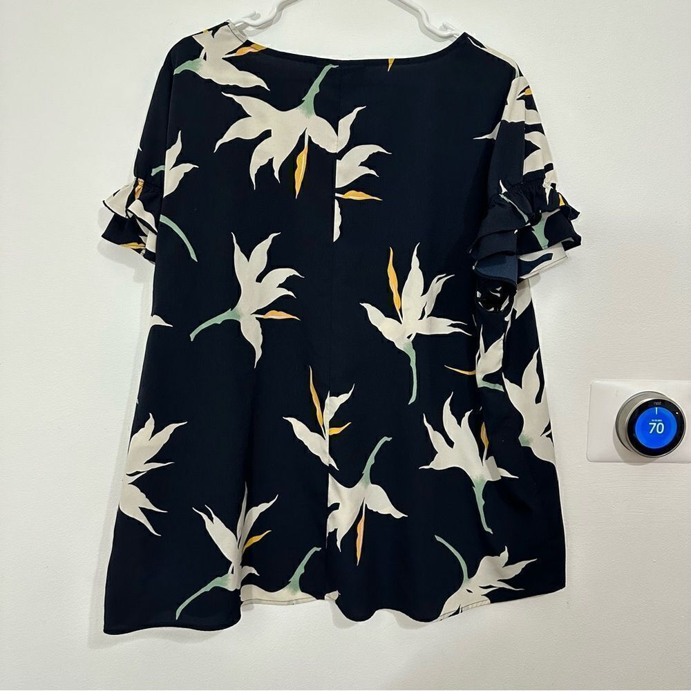 Lane Bryant Navy‎ Floral Tshirt Blouse Tropical Silky 20 - Picture 5 of 5